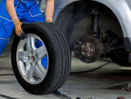 Nổ lốp và cách xử lý xe nổ lốp khi đang chạy